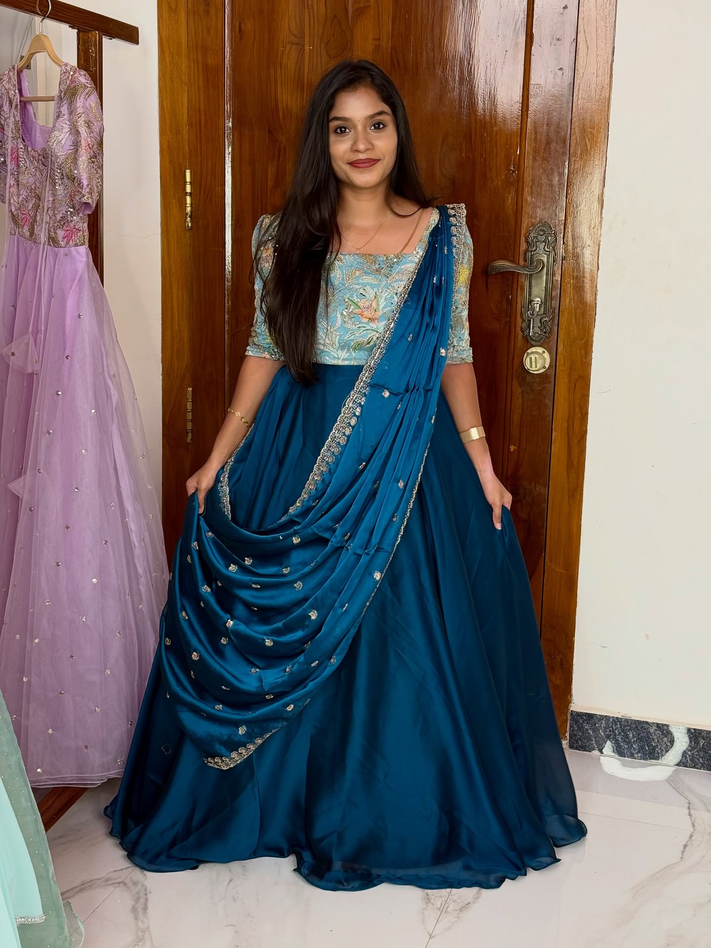 STUNNING COLLECTIONS - BLUE